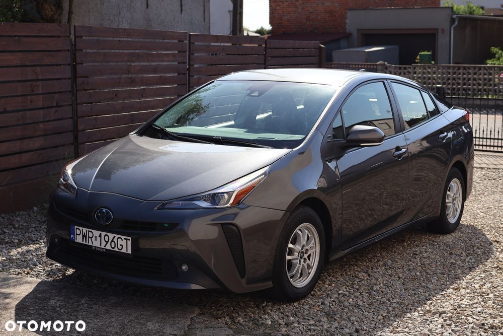 Toyota Prius Hybrid - 1