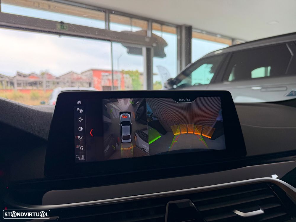 BMW 530 e iPerformance Pack M - 22