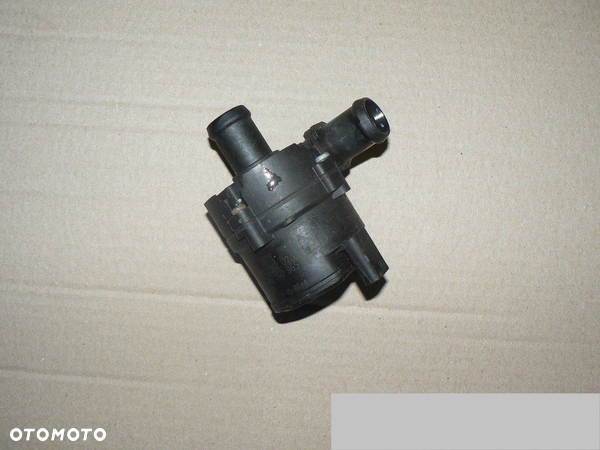 DW VW SCIROCCO DODATKOWA POMPA WODY 5G0965567