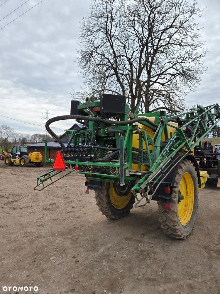 John Deere TRSP-25 Opryskiwacz Kołowy - 3