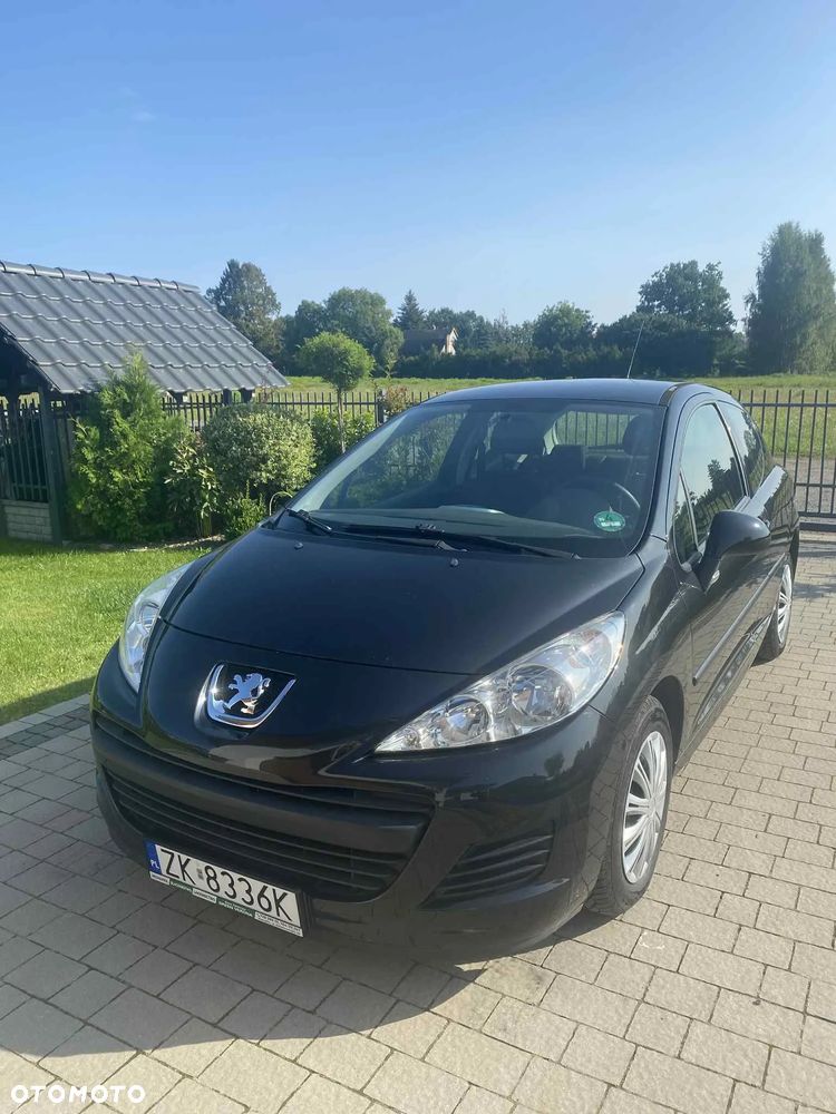 Peugeot 207 1.4 16V Trendy - 1