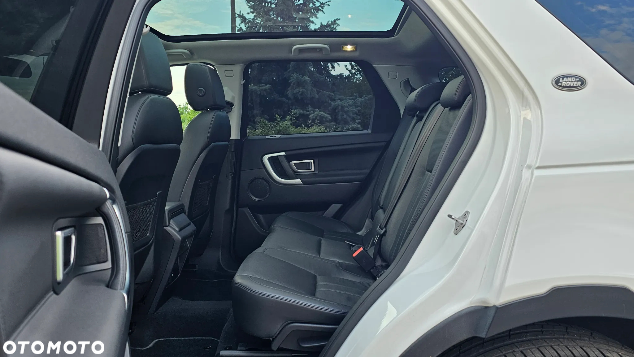 Land Rover Discovery Sport 2.0 TD4 HSE Luxury - 33