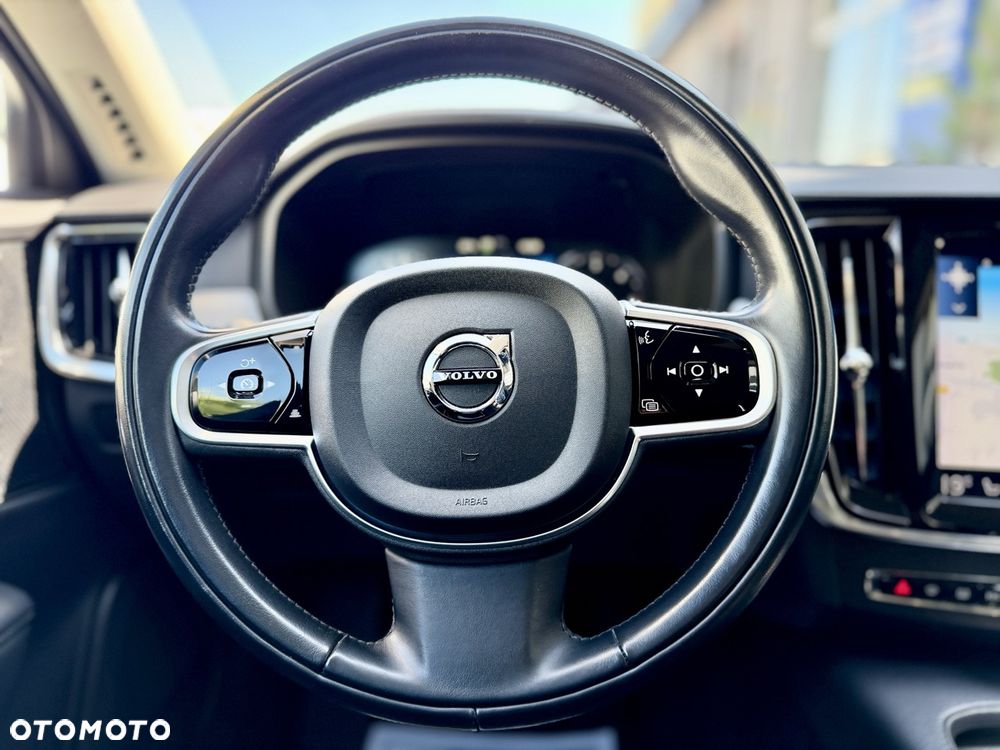 Volvo V90 D4 AWD Geartronic Inscription - 12