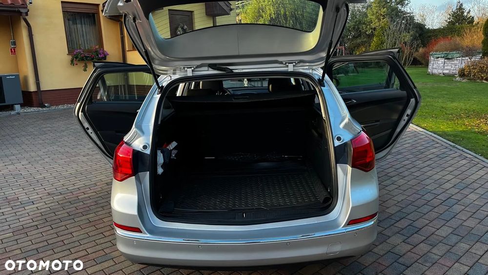 Opel Astra IV 1.7 CDTI Sport - 11