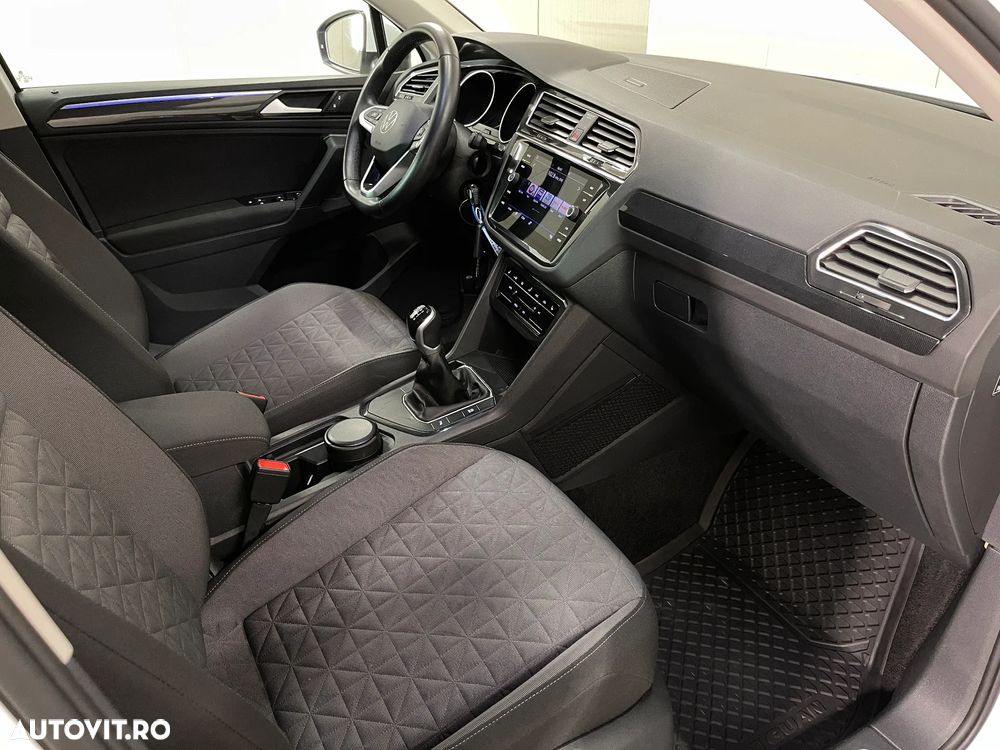 Volkswagen Tiguan 1.5 TSI OPF Life - 12
