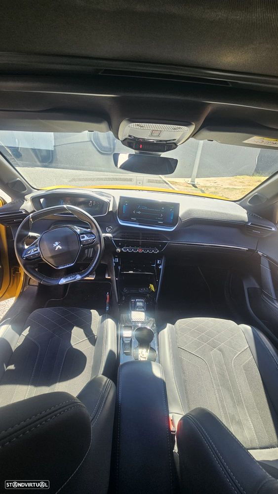Peugeot e-208 50 kWh GT - 8