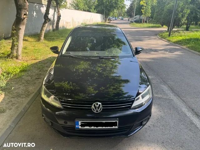 Volkswagen Jetta 1.6 TDI DPF Comfortline - 11