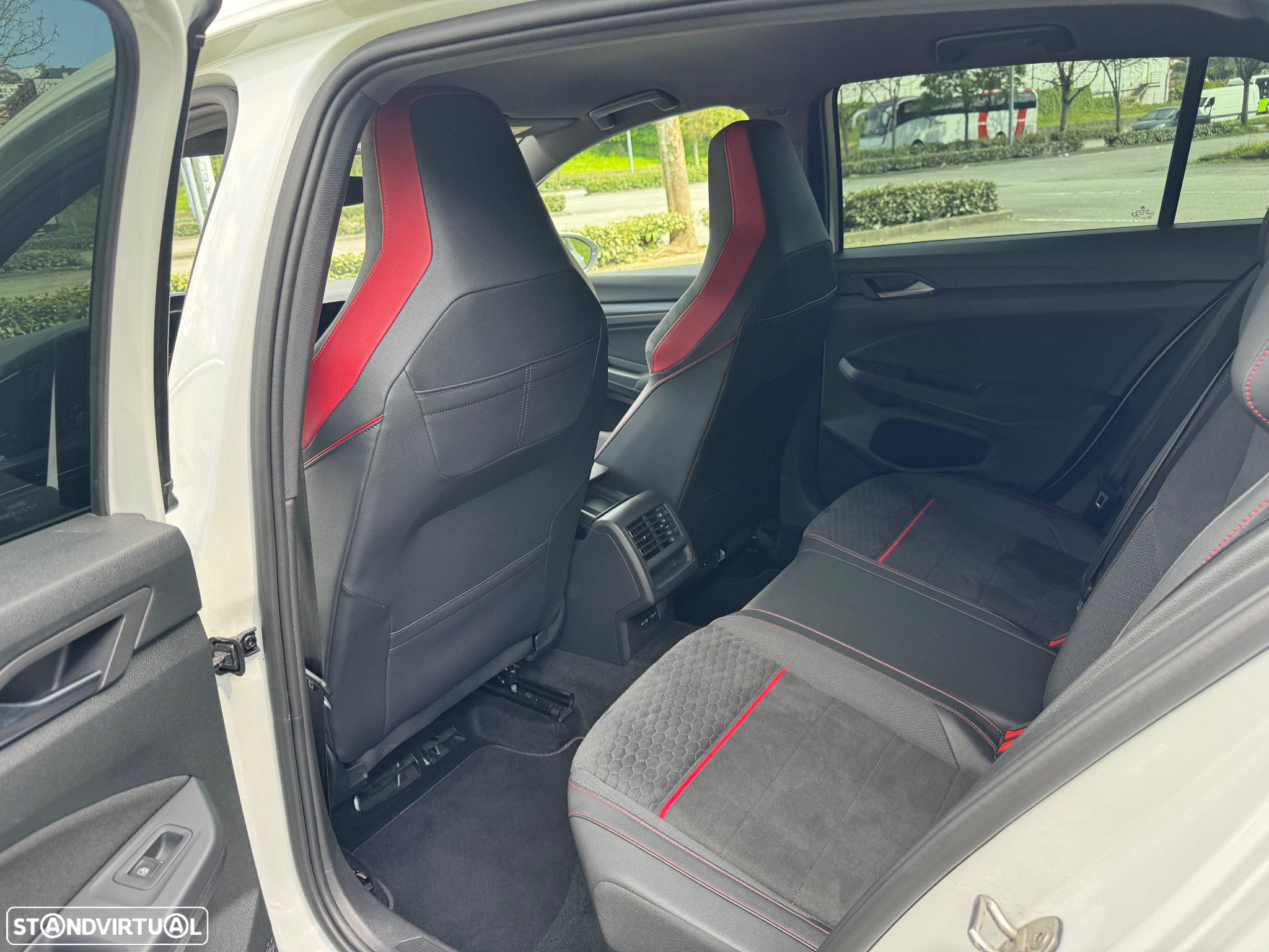 VW Golf 2.0 TSI OPF DSG GTI Clubsport - 9