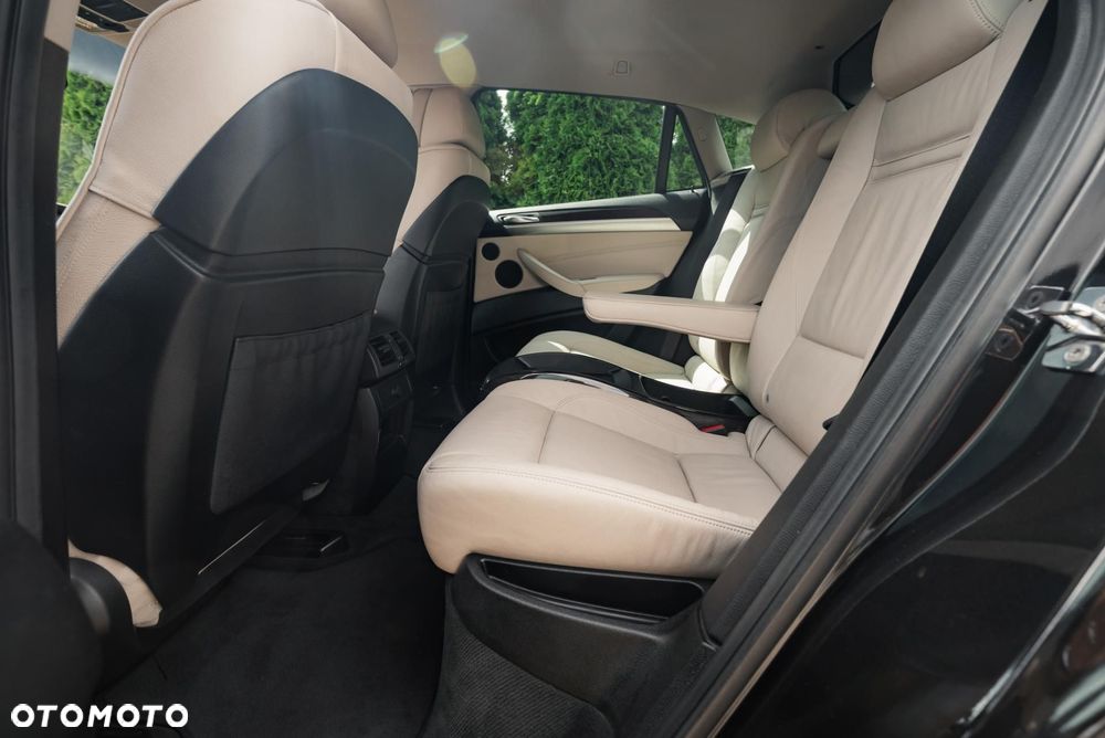 BMW X6 - 15