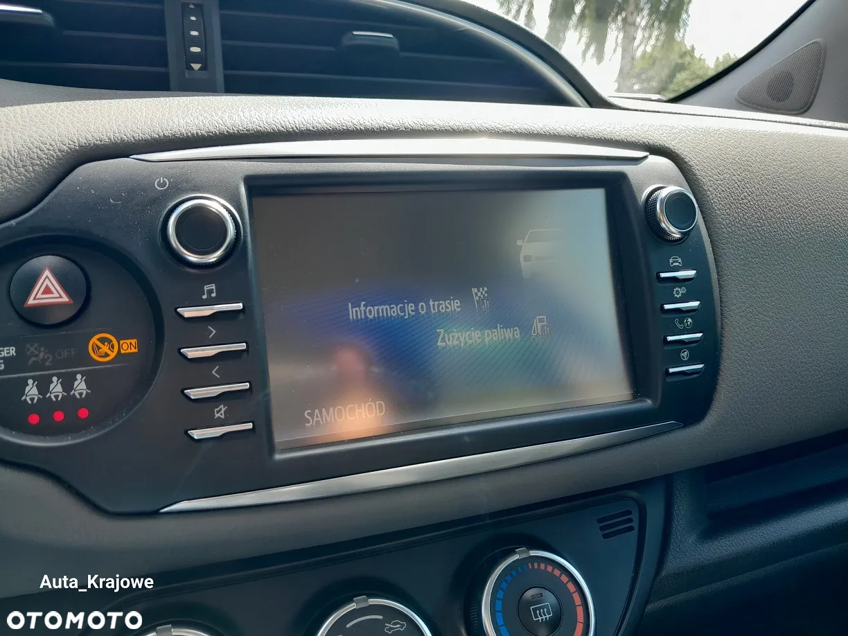 Toyota Yaris 1.5 Premium - 17