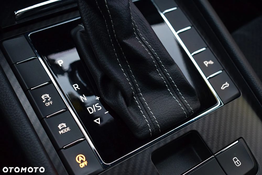 Skoda Superb 2.0 TSI 4x4 Sportline DSG - 24