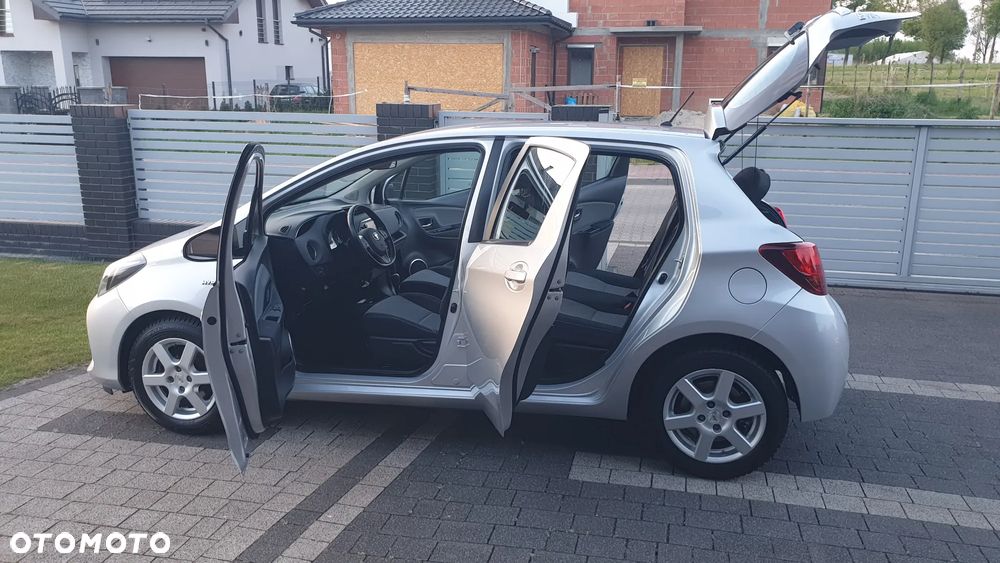 Toyota Yaris - 8