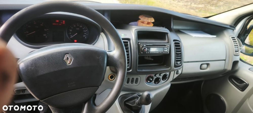 Renault Trafic - 9