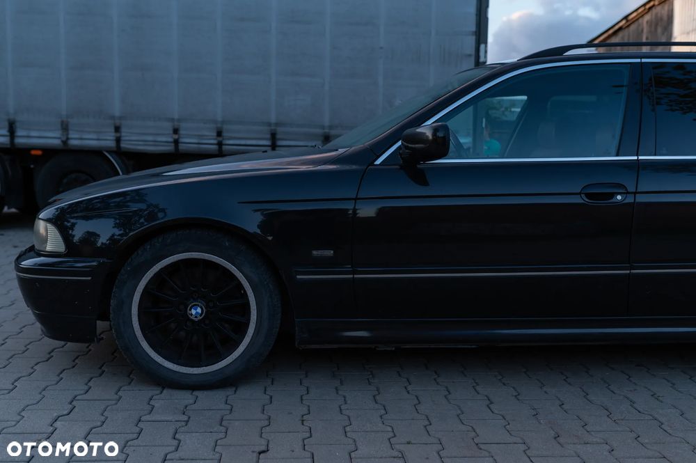 BMW Seria 5 - 12