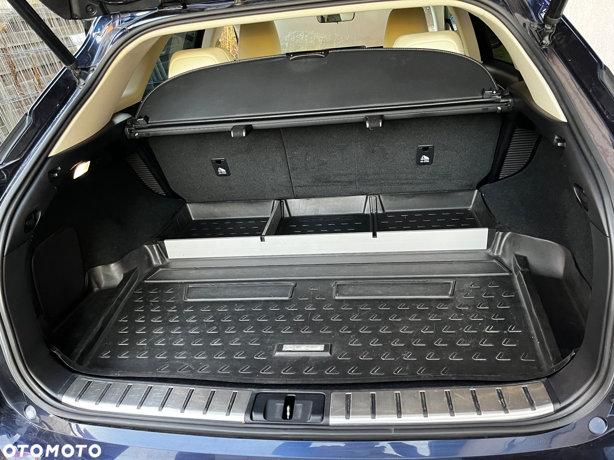 Lexus RX 450h Prestige - 4