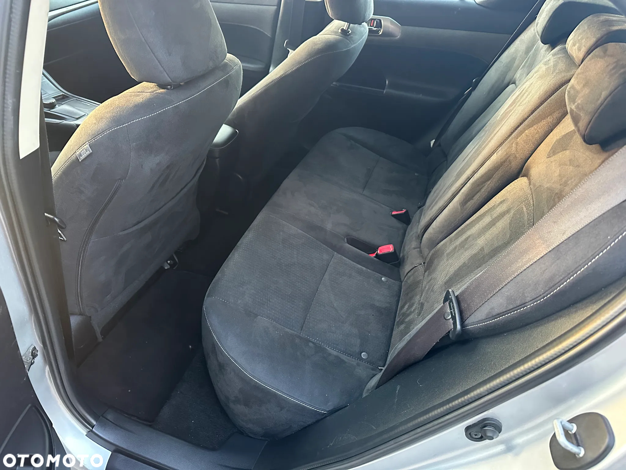 Lexus CT 200h - 26