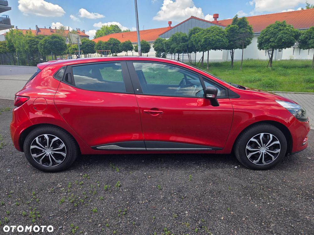 Renault Clio 1.2 16V Limited Plus - 5