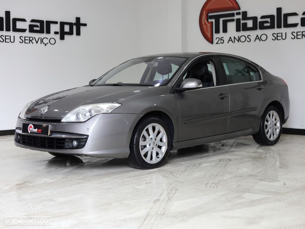 Renault Laguna 2.0 dCi Confort - 8