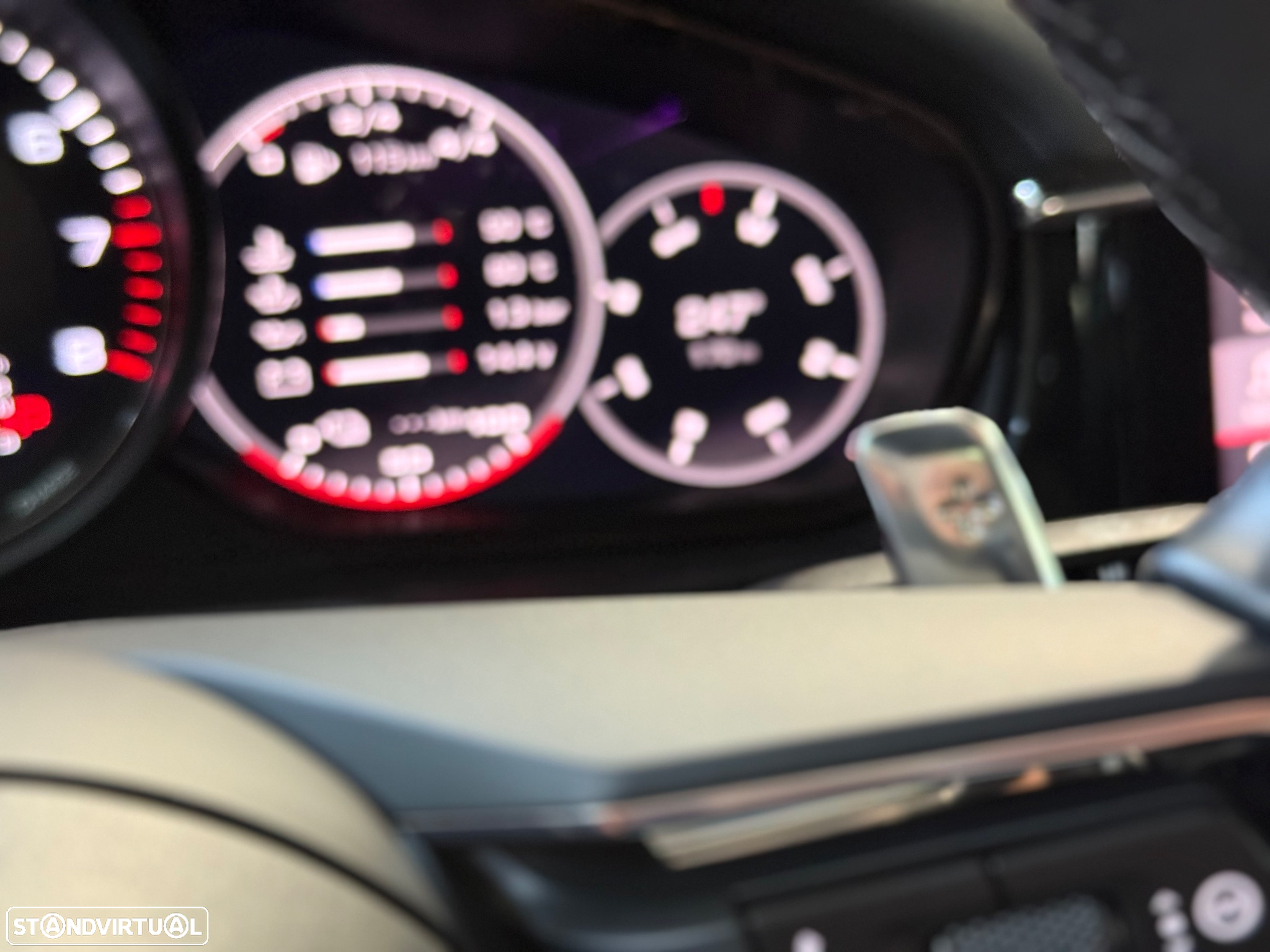 Porsche Panamera 4 E-Hybrid Platinum Edition com PDLS - 29