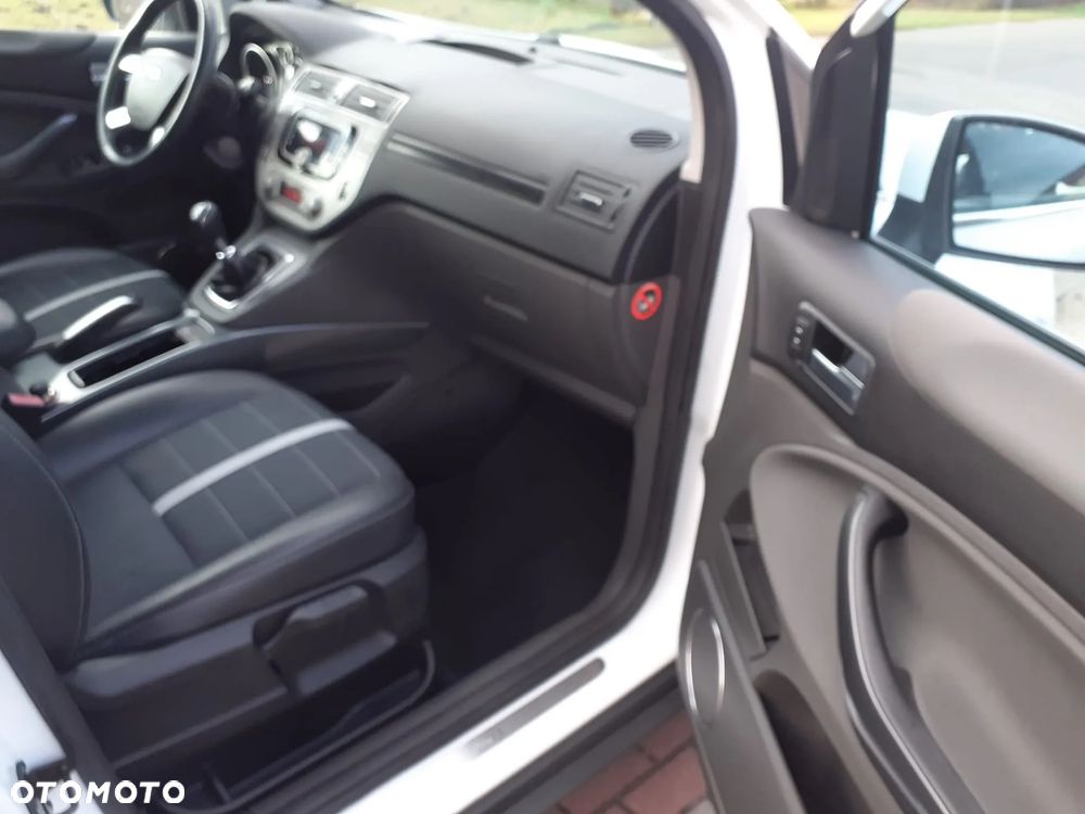 Ford Kuga 2.0 TDCi Titanium - 10