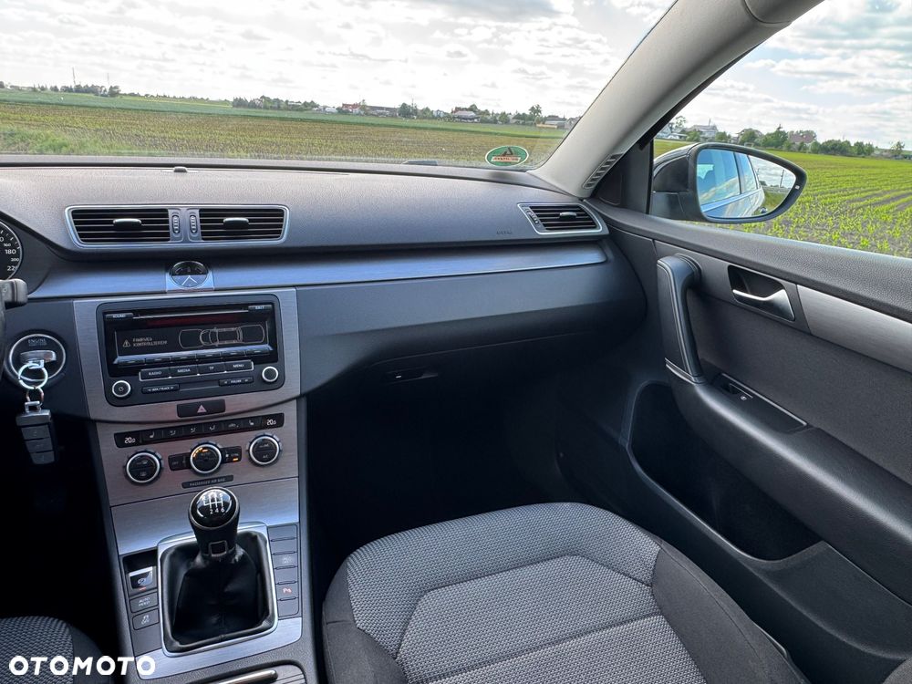 Volkswagen Passat 1.4 TSI BlueMotion Technology Exclusive - 29