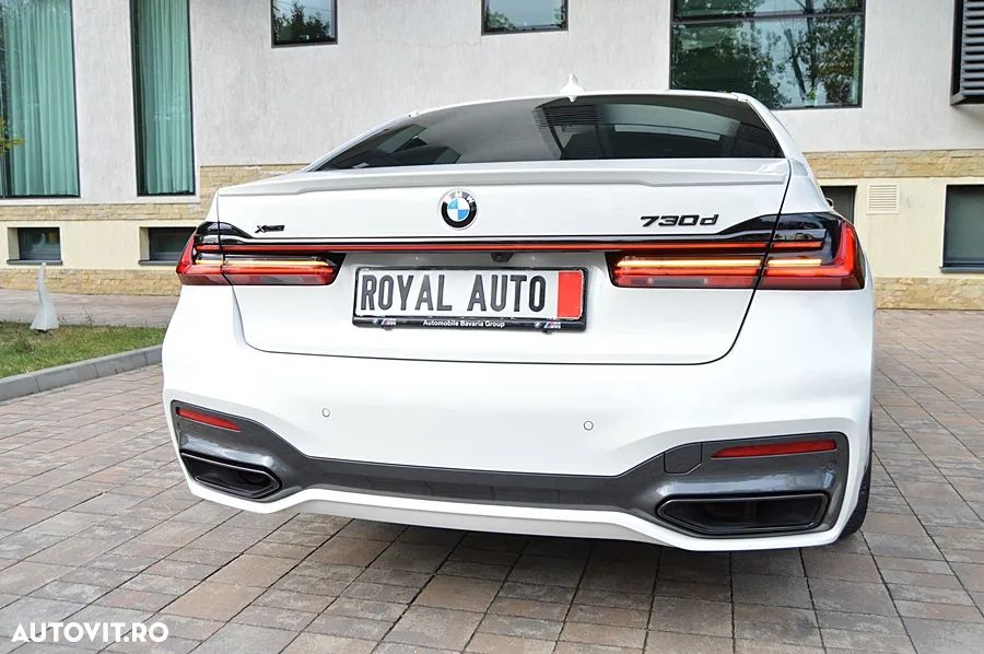 BMW Seria 7 730d xDrive MHEV - 13