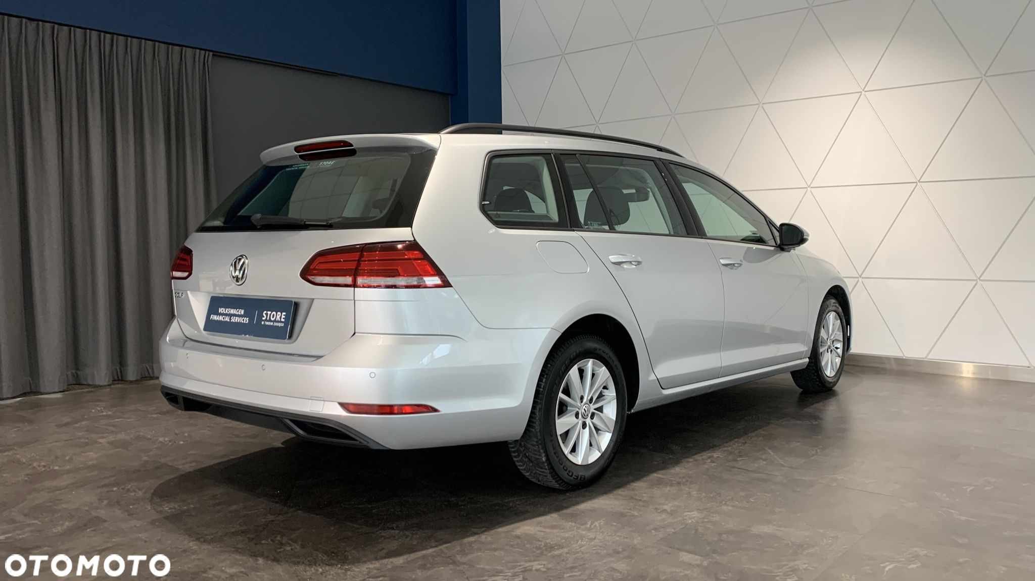 Volkswagen Golf VII 1.6 TDI BMT Trendline - 5