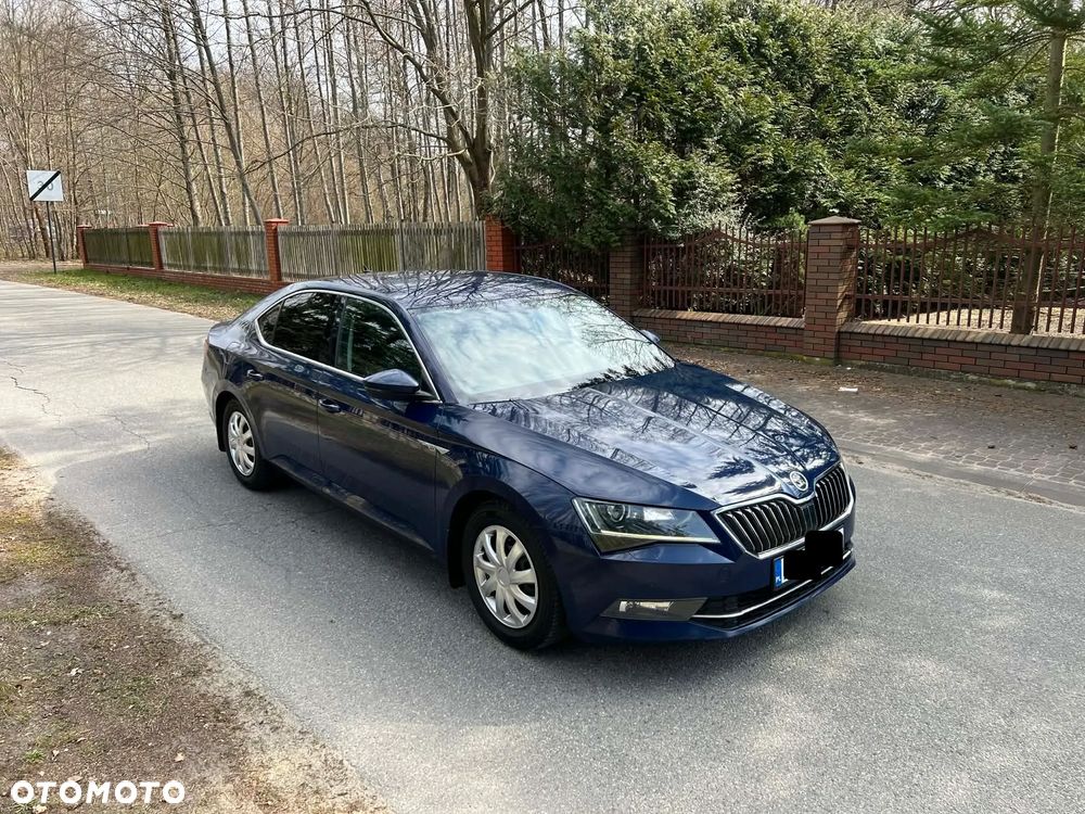 Skoda Superb 1.6 TDI Ambition - 14