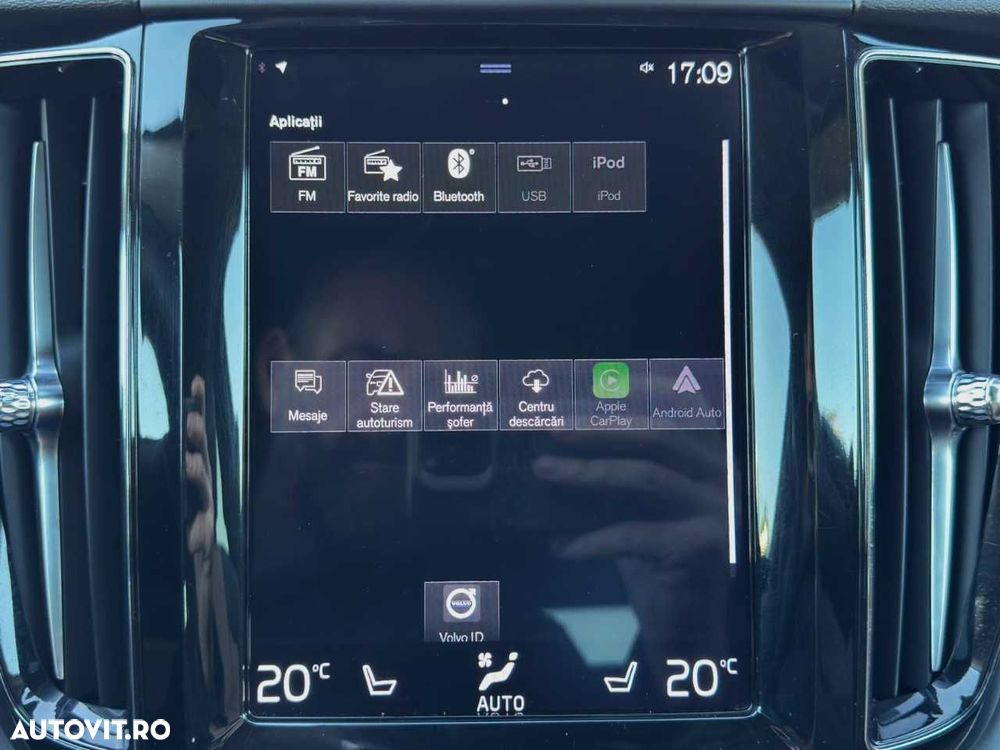 Volvo XC 60 D4 Momentum Pro - 29
