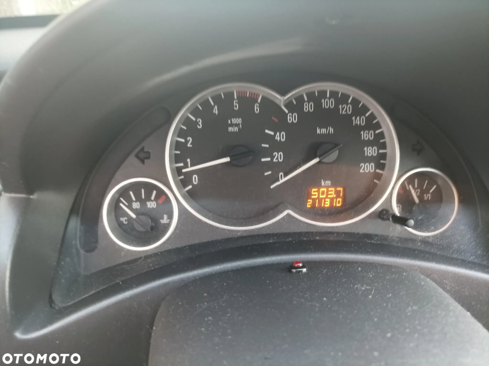 Opel Corsa 1.7 DTI NJoy - 10