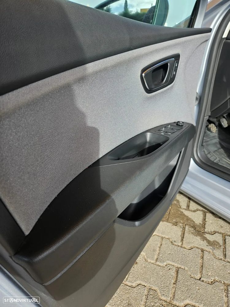 SEAT Leon ST 1.6 TDI Style S/S - 11