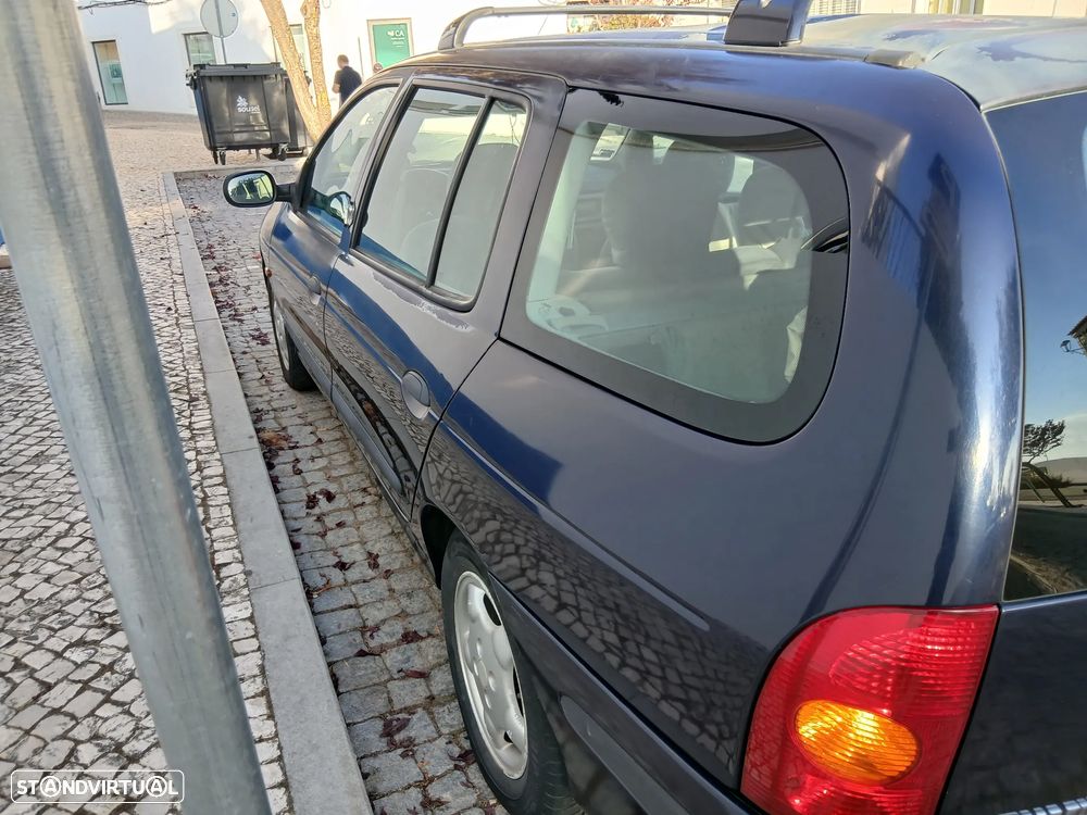 Renault 11 - 4