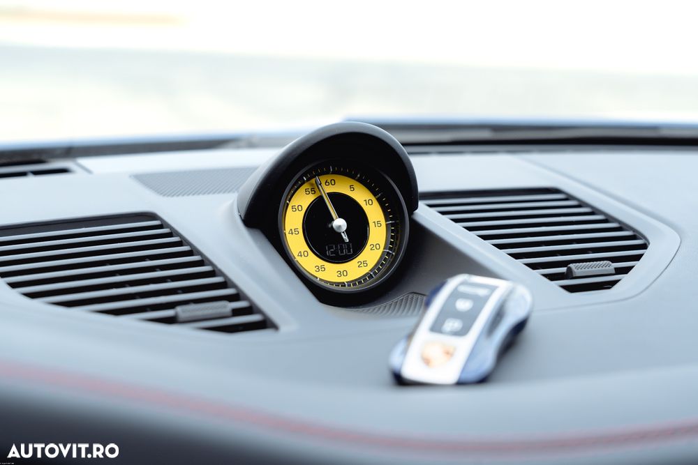 Porsche 911 GT3 PDK - 32