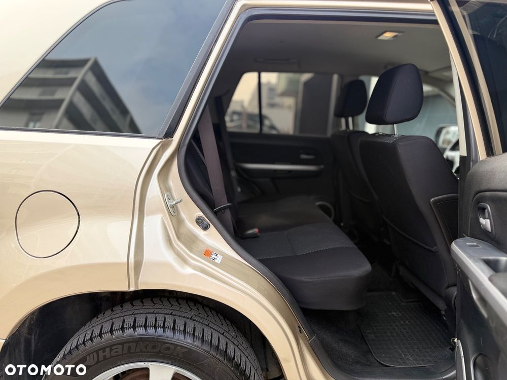Suzuki Grand Vitara - 17