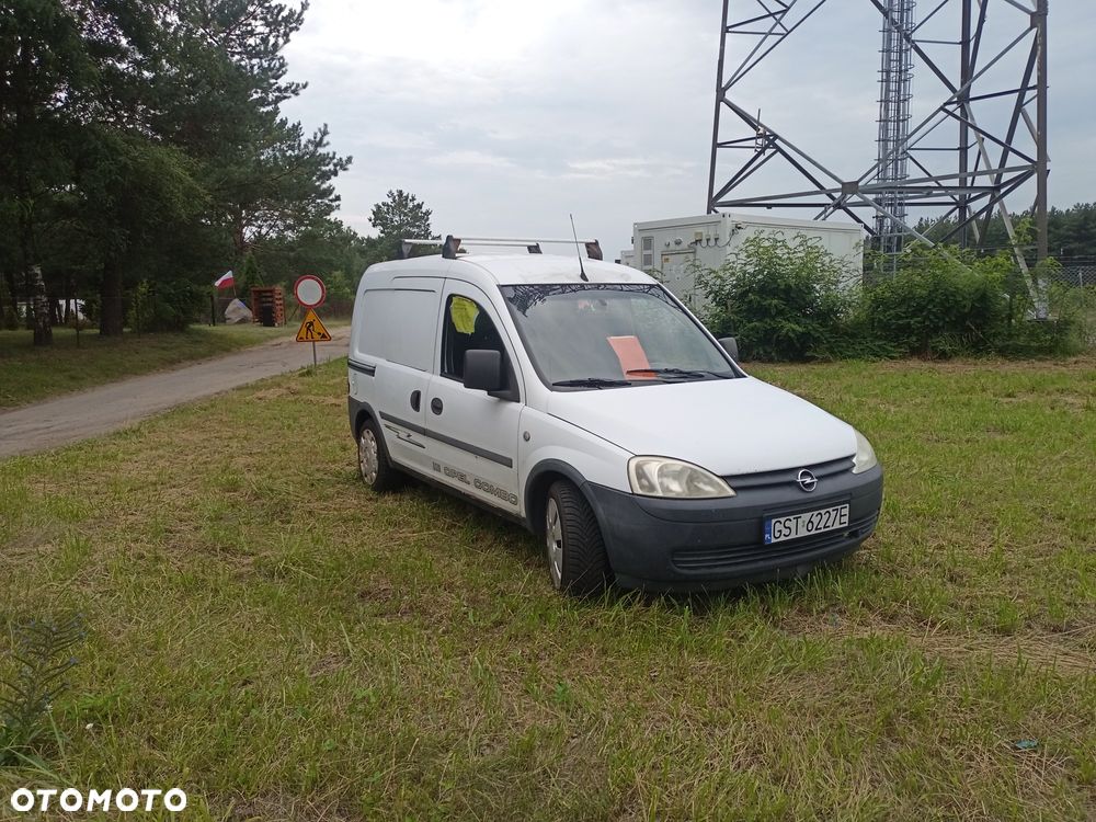 Opel Combo 2004 photo 2