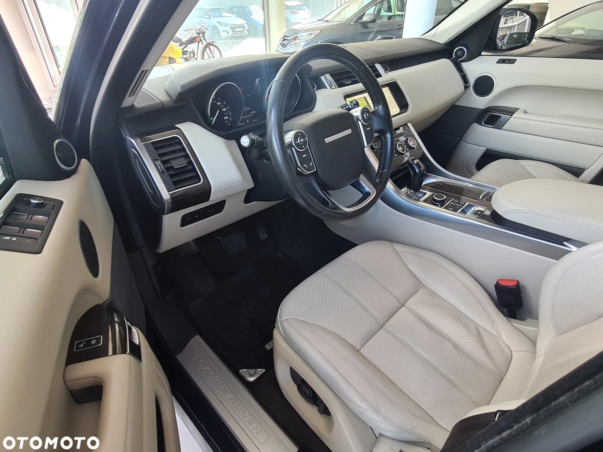 Land Rover Range Rover Sport S 3.0 TD V6 HSE - 13