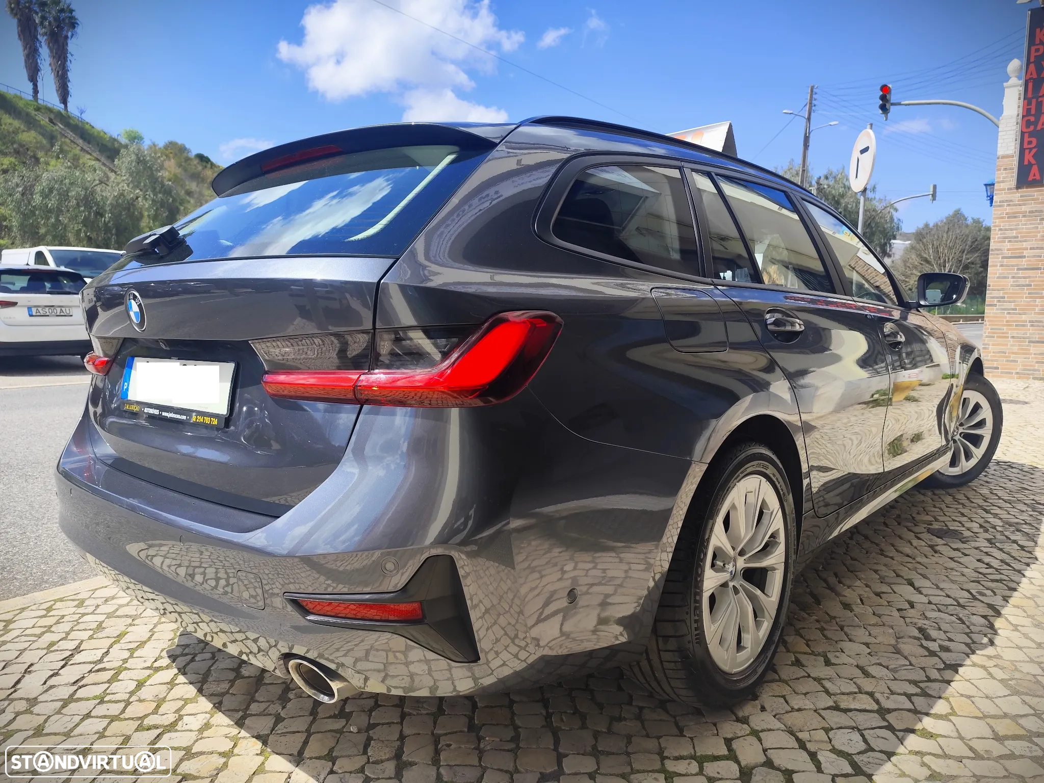 BMW 320 d Touring Auto - 25