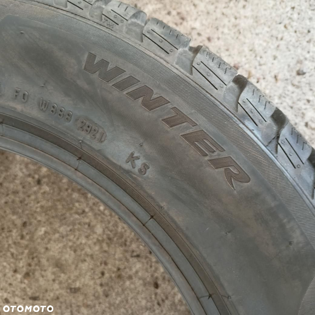 Opona 205/60/16 Pirelli Sottozero 3 (NF2083) - 4