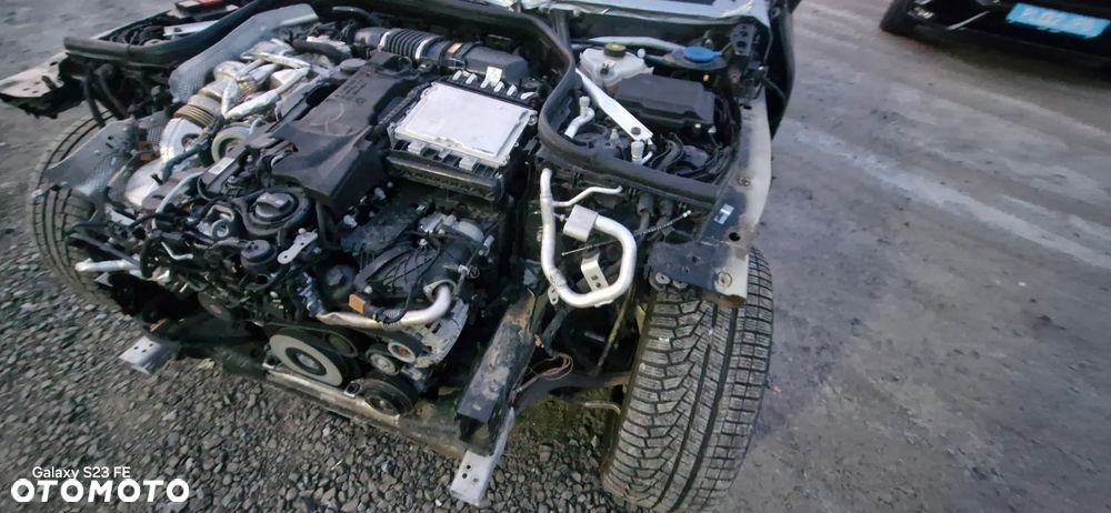 Mercedes-Benz CLS 400 d 4Matic 9G-TRONIC AMG Line - 17