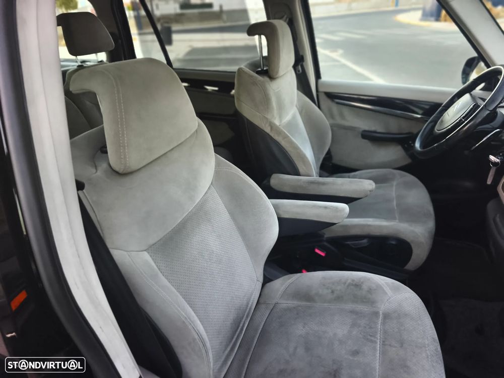 Citroën C4 Grand Picasso 1.6 HDi Exclusive CMP6 - 23