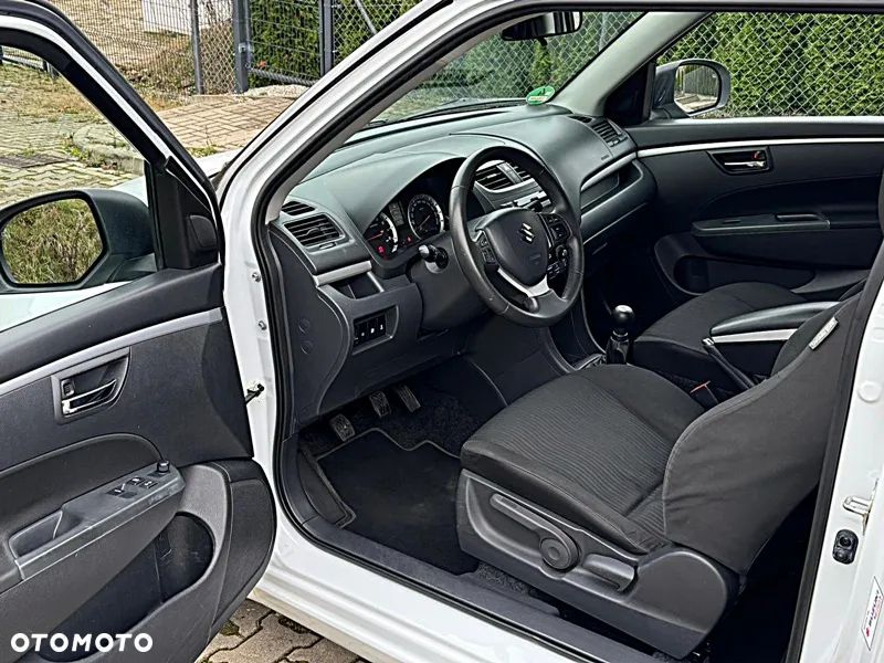 Suzuki Swift 1.2 Premium - 5