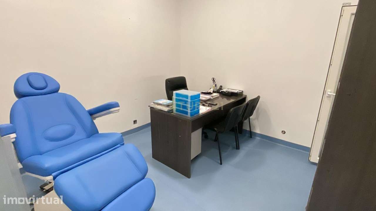 Clínica Dentária - Setúbal - Grande imagem: 5/24