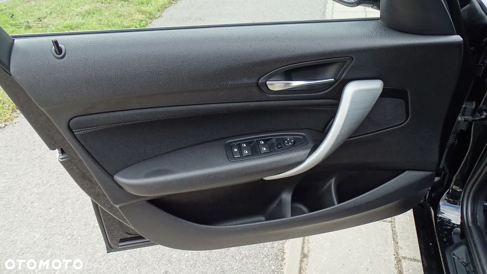 BMW Seria 1 120i Urban Line - 22