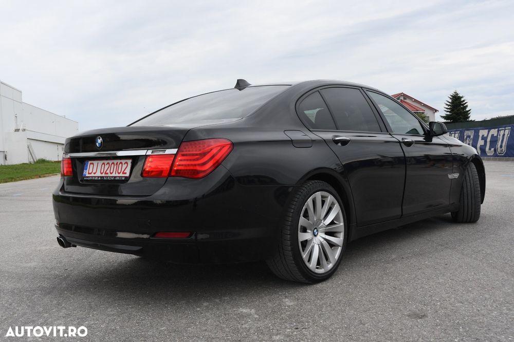 BMW Seria 7 730d Aut. - 6