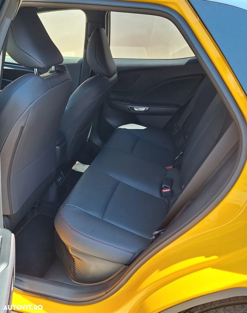 Lexus LBX 1.5 HEV 4x2 CVT Emotion - 9