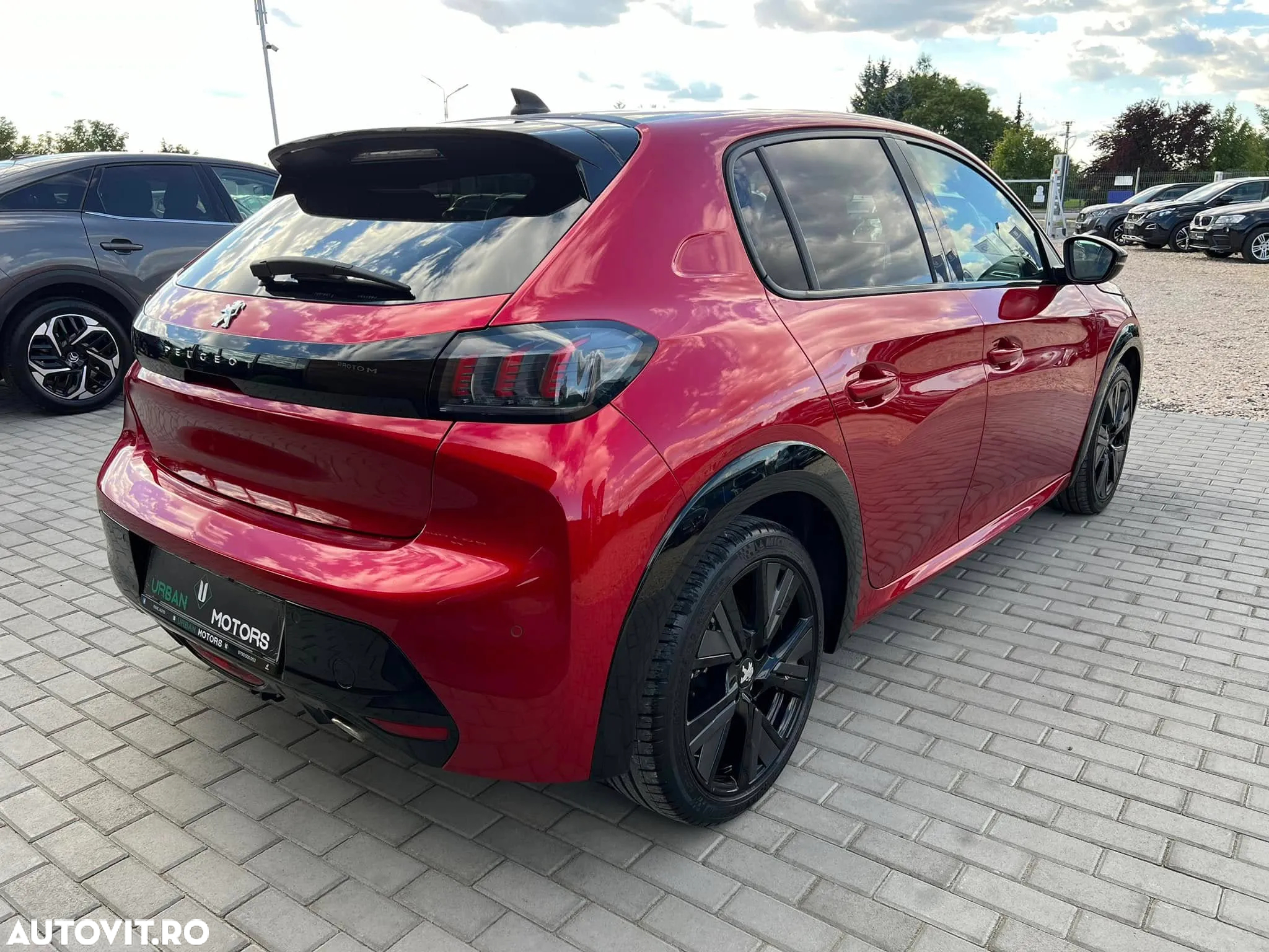 Peugeot 208 PureTech 100 GT Pack - 2