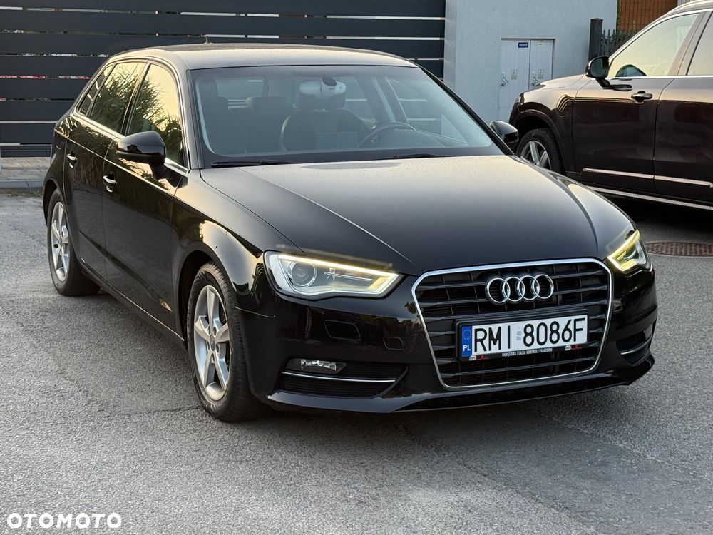 Audi A3 Sportback - 2