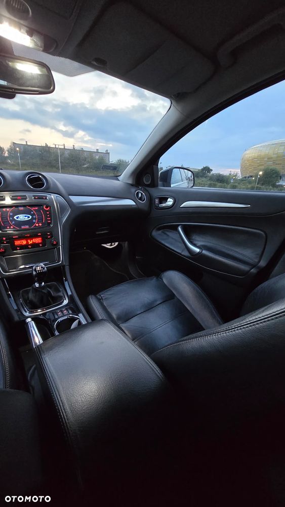 Ford Mondeo Turnier 2.5 Titanium X - 26