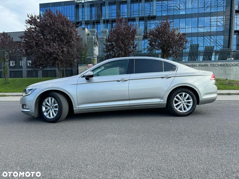 Volkswagen Passat 2.0 TDI BMT Trendline - 3
