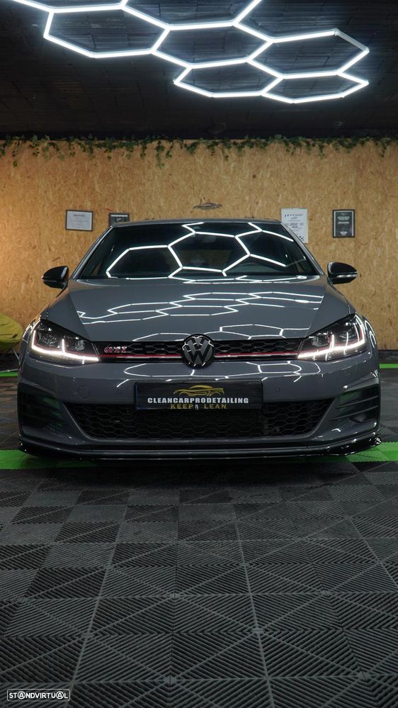 VW Golf GTI TCR 2.0 TSI OPF DSG - 9